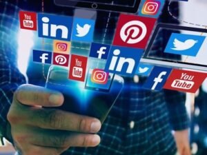 Government Restricts Social Media Use for Employees