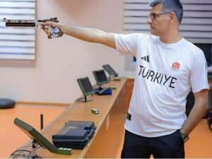 Turkish shooter Yusuf Dikec aims to trademark his iconic Olympic stance